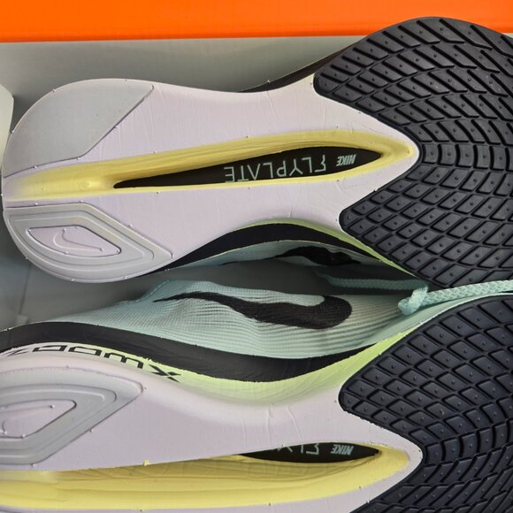 Nike VaporFly 4 Women’s Racing Sneakers – White/Blue – Size 10 - Picture 11 of 11